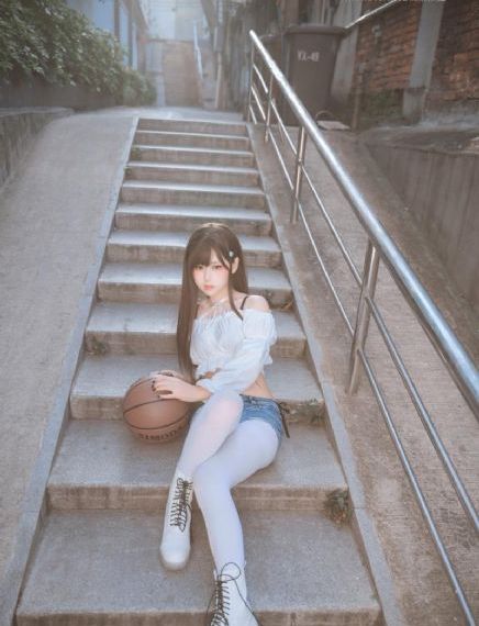 熊先生在树林里冬眠