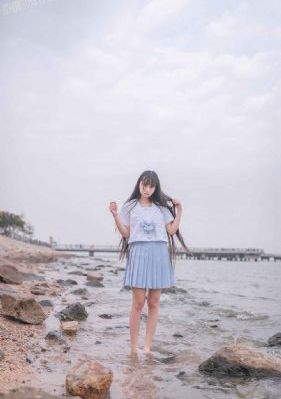 远山淡影