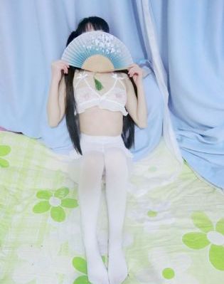 年轻女教师4