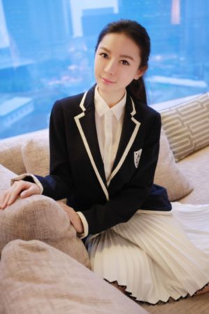 护士在办公室被躁到高潮视频
