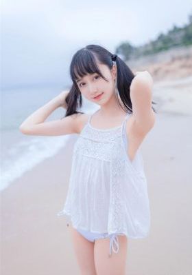 丝袜玉足小说