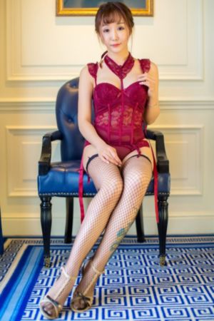 学生女初次夜情电影